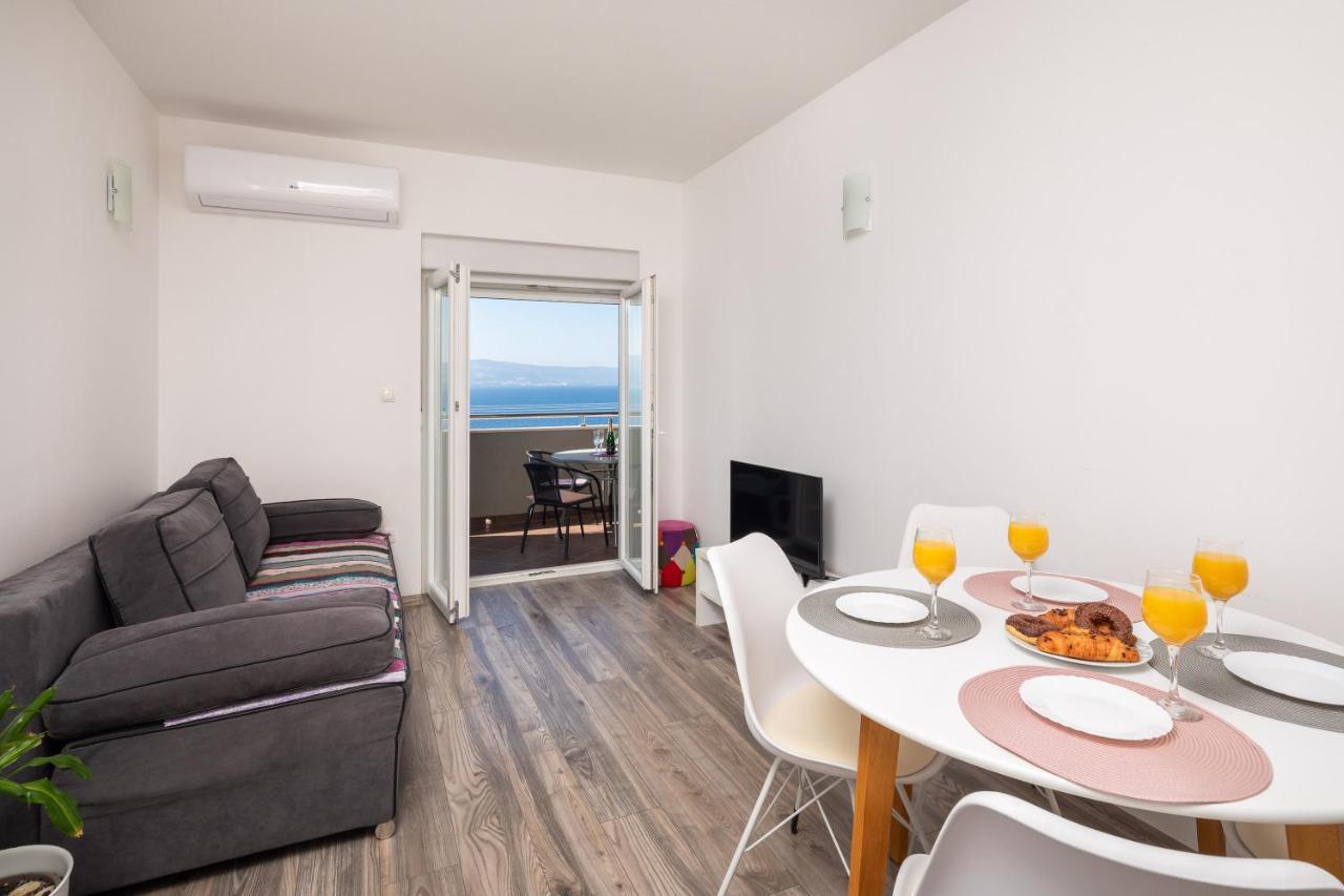 Apartments Ivan Омиш Экстерьер фото