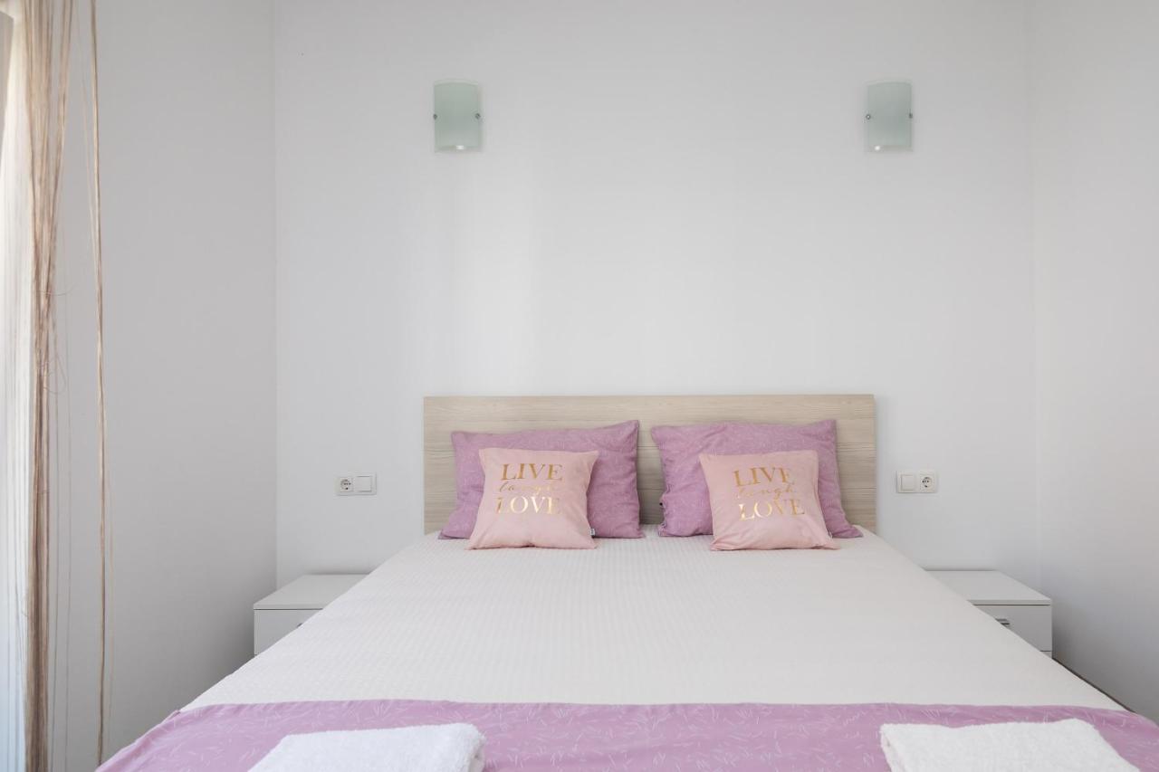 Apartments Ivan Омиш Экстерьер фото