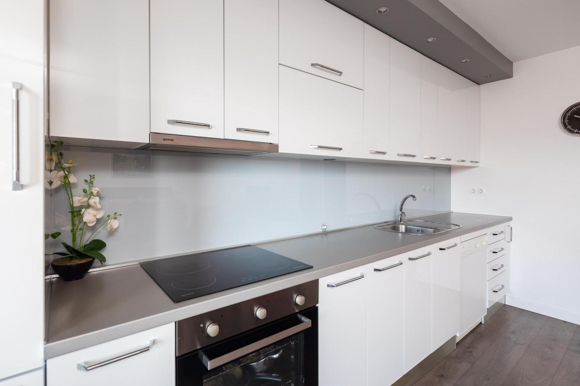 Apartments Ivan Омиш Экстерьер фото
